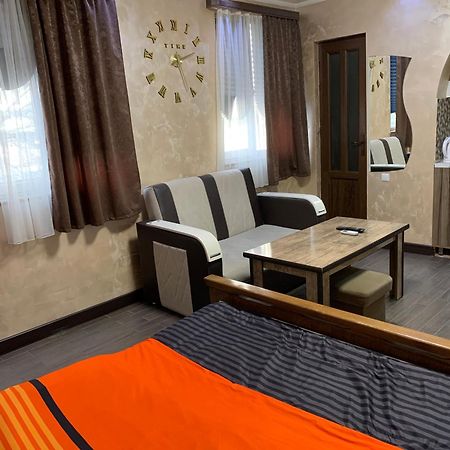Apartment Near Republic Square يريفان المظهر الخارجي الصورة